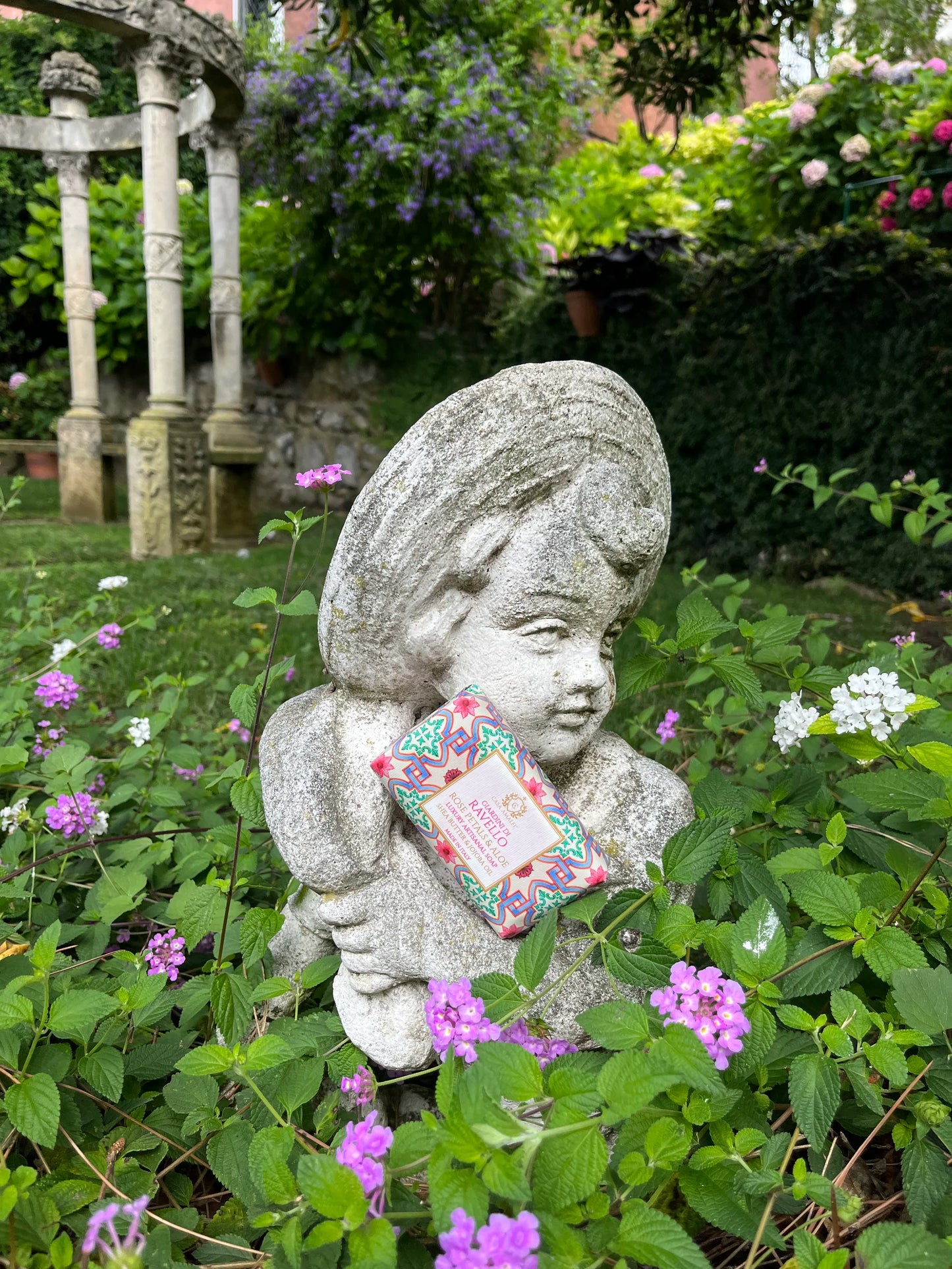 GIARDINI DI RAVELLO 150 g - Naturseife mit Rose & Safran